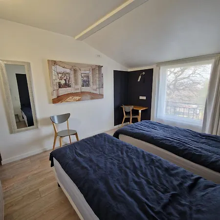 Clos Merise - Appartement Climatise De 3 Chambres * Feyzin